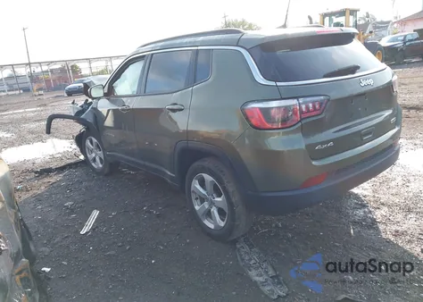 2019 Jeep Compass Latitude 4X4 from USA, damaged, VIN 3C4NJDBBXKT657077